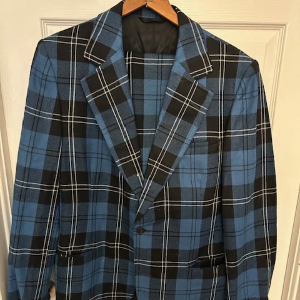 Mens Wool Suit - The Scotch House, Size L